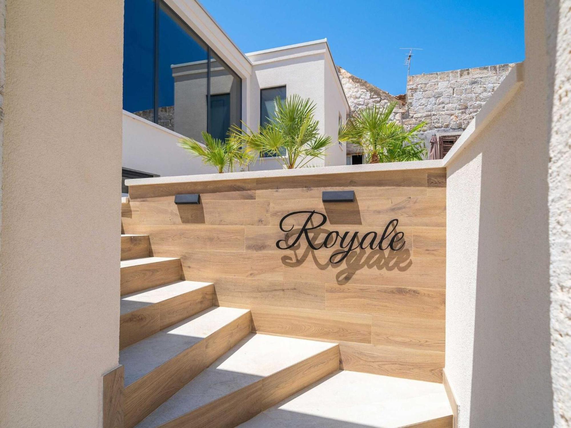 Leilighet Royale - One Bedroom With Sea View